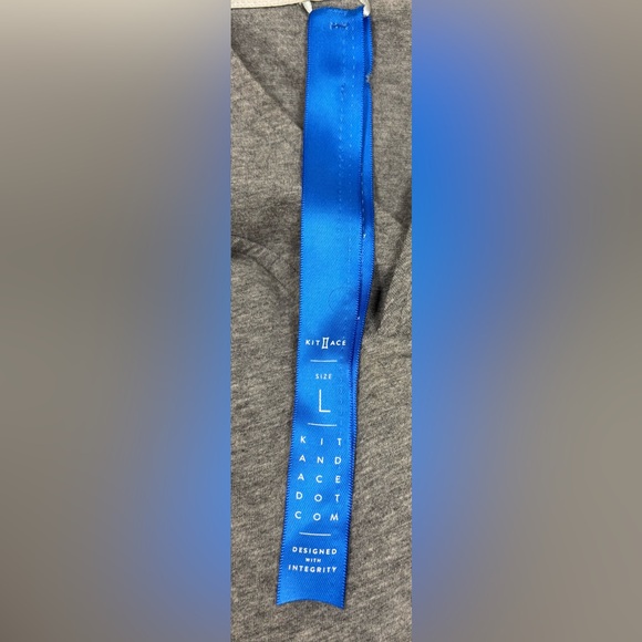 Kit and Ace Polo - Picture 4 of 4